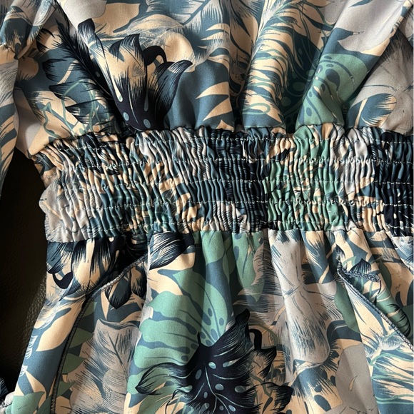 Beautiful girls dress size 8 in EUC - Picture 5 of 6